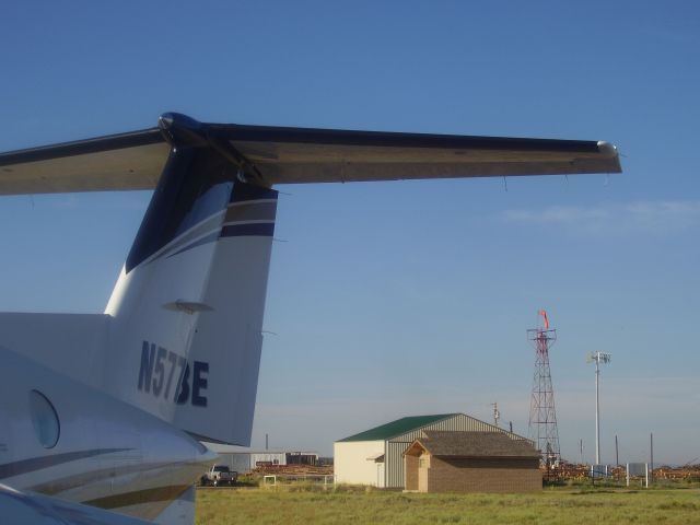 Beechcraft Super King Air 300 (N577BE) - 577BE at 33V - Walden Jackson County Airport