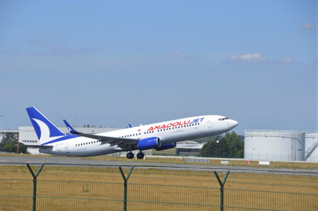 Boeing 737-700 (TC-JZU)