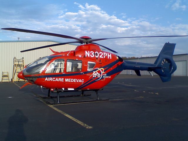 Eurocopter EC-635 (N302PH)