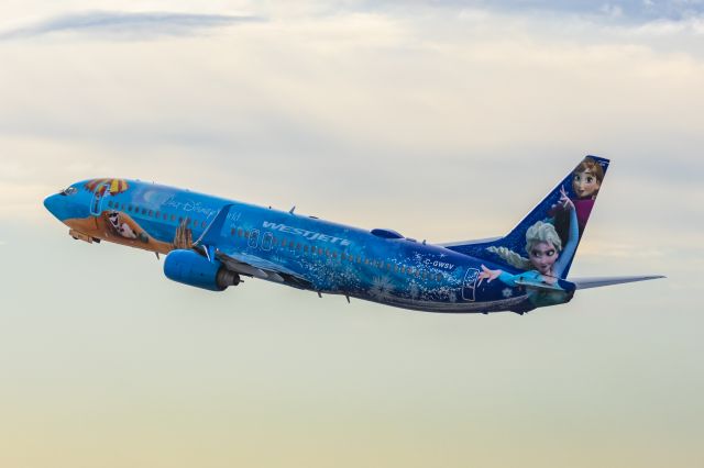 Boeing 737-800 (C-GWSV) - A WestJet 737-800 in Frozen special livery taking off from PHX on 2/13/23, the busiest day in PHX history, during the Super Bowl rush. Taken with a Canon R7 and Canon EF 100-400 II L lens.