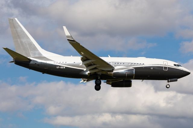 Boeing 737-700 (VP-BBW) - Arriving from Shannon Ireland. 