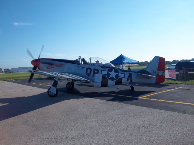 North American P-51 Mustang (N44727)