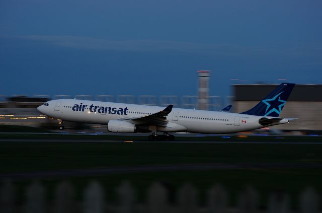 Airbus A330-300 (C-GTSO)