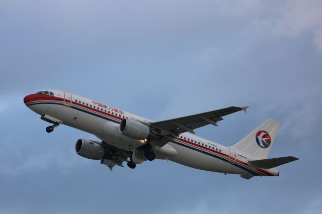 Airbus A320 (B-6760)