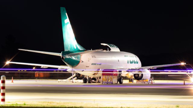 Boeing 737-700 (ZK-TLE) - Night time freight runners 