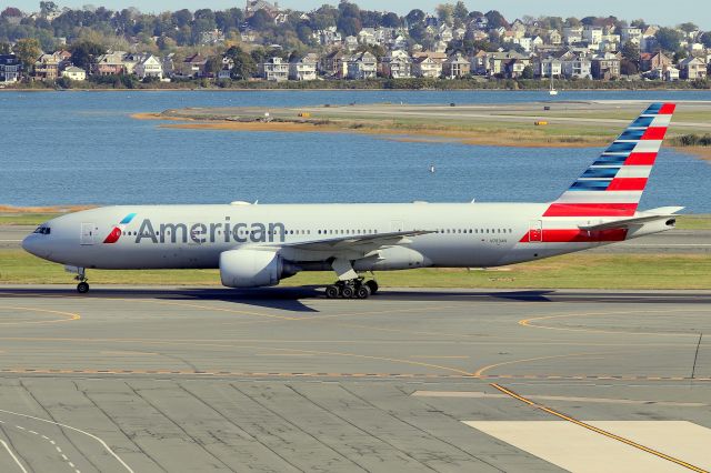 Boeing 777-200 (N783AN) - AA 109 arriving from London-Heathrow