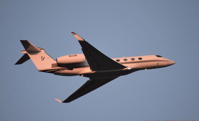 Gulfstream Aerospace Gulfstream G500 (N22B) - N22B, 11-16-20,1728, in a Texas sunset.  From a ranch SE of the Kerrville, Texas Airport. 