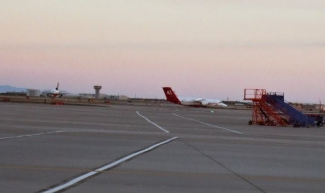 British Aerospace BAe-146-200 (N471NA) - BAe-146-200A of Neptune refueling at KABQ while fighting a fire in northern New Mexico