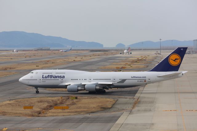 Boeing 747-400 (D-ABVZ)