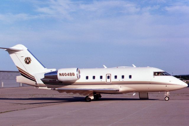 Canadair Challenger (N604BB)