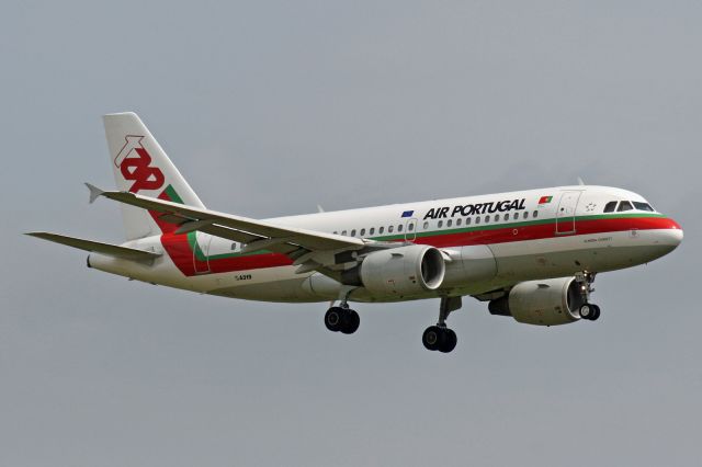 Airbus A319 (CS-TTL)