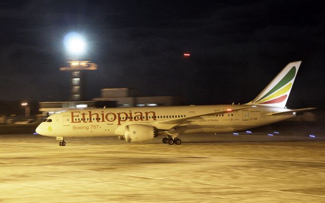 Boeing 787-8 (ET-AOP) - ethiopian b787-8 et-aop diverting to shannon from dublin 28/2/18.