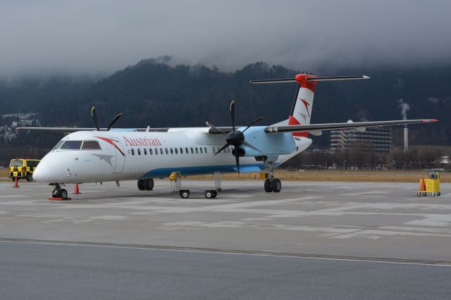 de Havilland Dash 8-400 (OE-LGA)