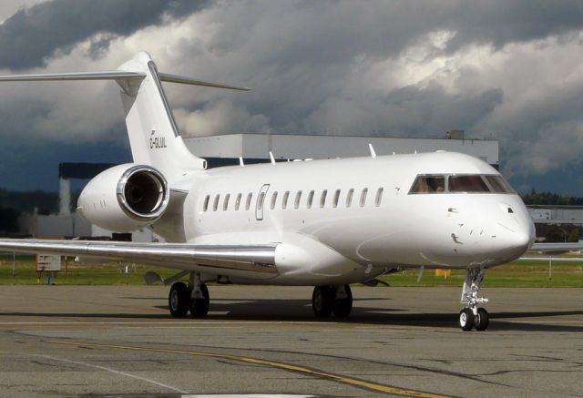 Bombardier Global Express (C-GLUL)