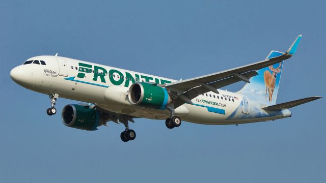 Airbus A320neo (N372FR) - The newest A320 for Frontier, Watson the Key Deer on approach to 31L, Sept 19,2020. Just delivered on Sept. 10.