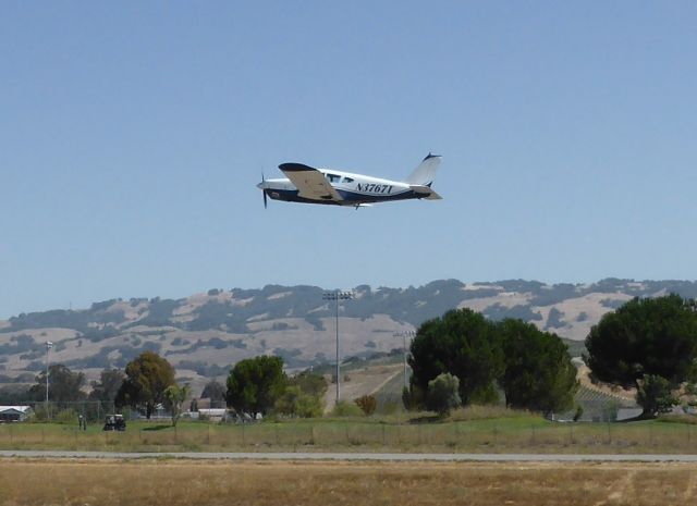 Piper Cherokee (N3767T)