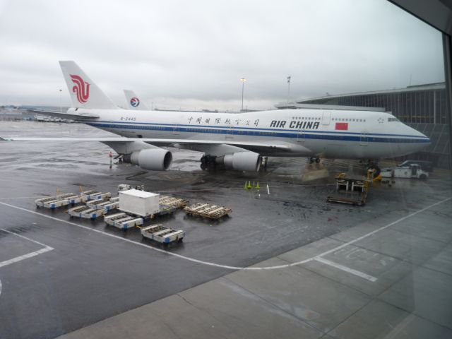 Boeing 747-200 — - Boarding