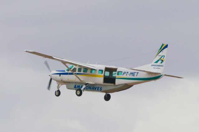 Cessna Caravan (PT-MET)