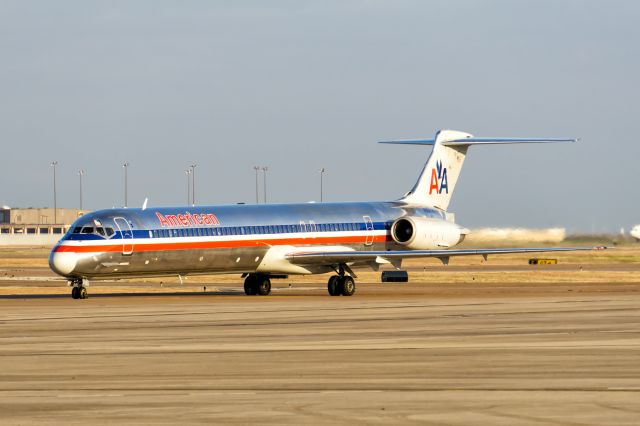 McDonnell Douglas MD-83 (N984TW)