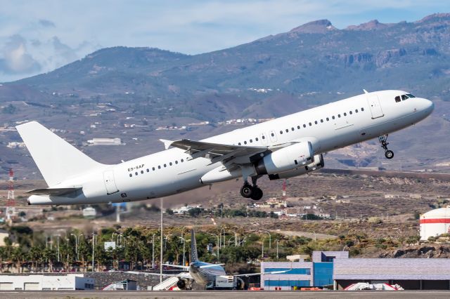 Airbus A320 (ES-SAP)