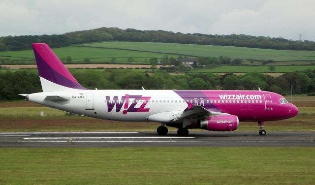 Airbus A320 (HA-LWJ) - Wizz Air