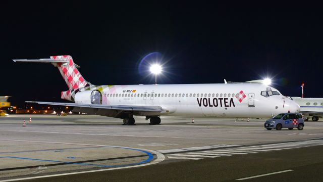 Boeing 717-200 (EC-MEZ) - Volotea Airlines Boeing 717-2CM EC-MEZ in Verona 