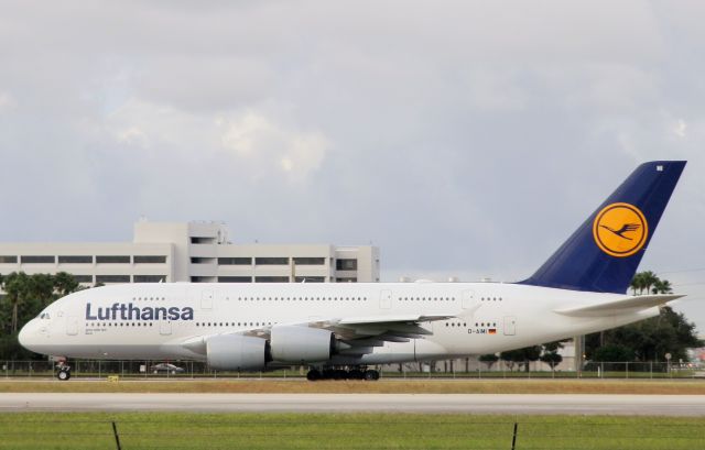 Airbus A380-800 (D-AIMI)