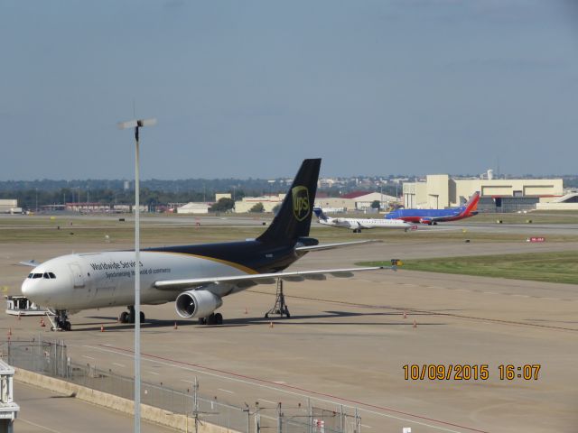 Canadair Regional Jet CRJ-700 (N159GJ)