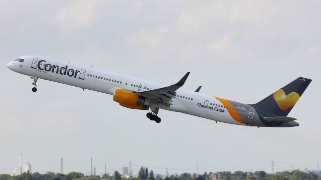 BOEING 757-300 —