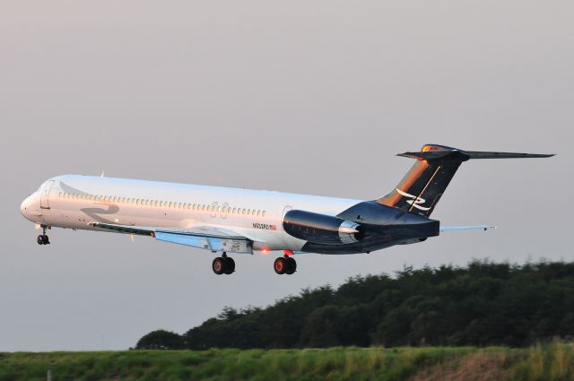 McDonnell Douglas MD-80 (N932RD) - Seen at KBWI on 8/7/2010.      http://discussions.flightaware.com/profile.php?mode=viewprofile&u=269247