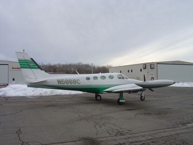 Cessna 340 (N5868C)