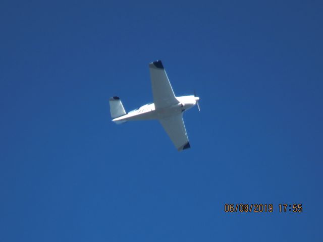 Beechcraft 35 Bonanza (N953T)