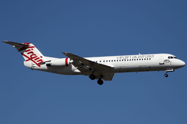 Fokker 100 (VH-FSW) - ON 14 NOVEMBER 2018