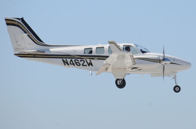 Beechcraft Baron (58) (N462W)