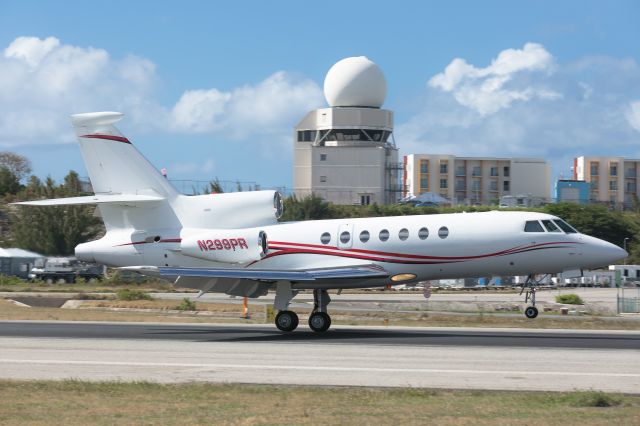 Dassault Falcon 50 (N299PR)