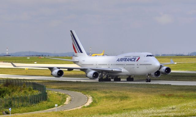 Boeing 747-400 (F-GITJ) - Air France Boeing 747-428 F-GITJ in Paris 