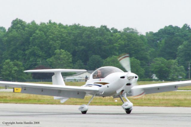 Diamond DA-20 (N223DC)