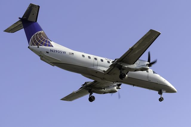 Embraer EMB-120 Brasilia (N290SW) - Sad that these amazing aircraft were retired from passenger service. June 2014