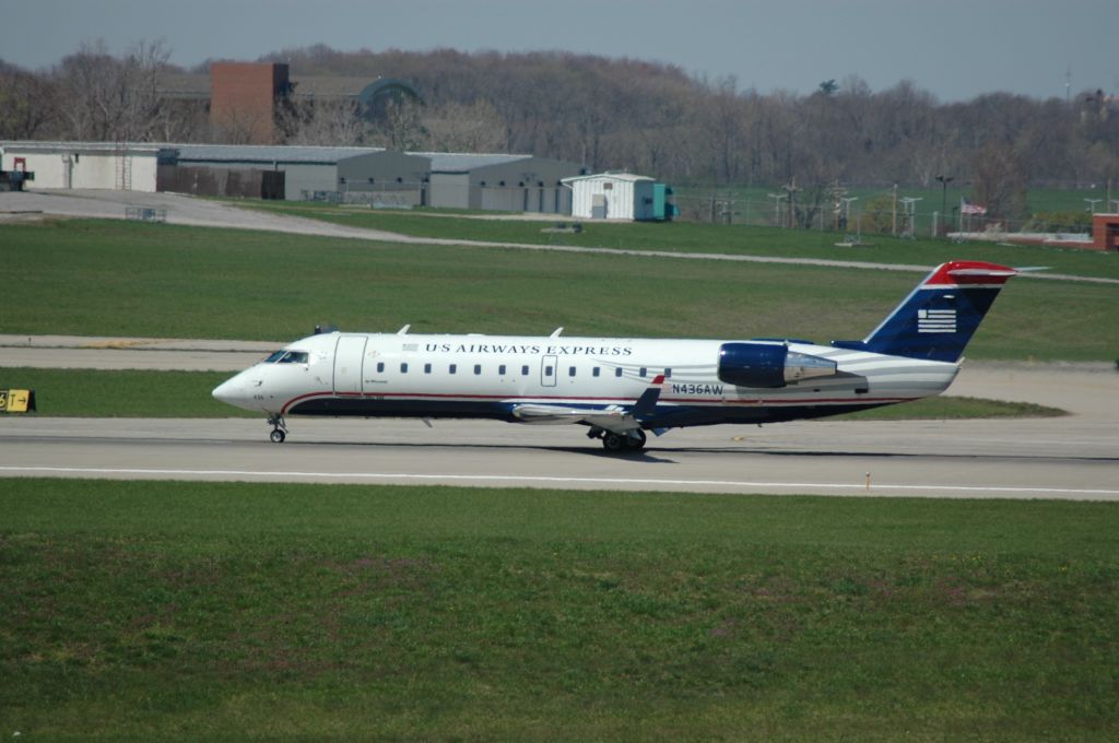 Canadair Regional Jet CRJ-200 (N436AW)