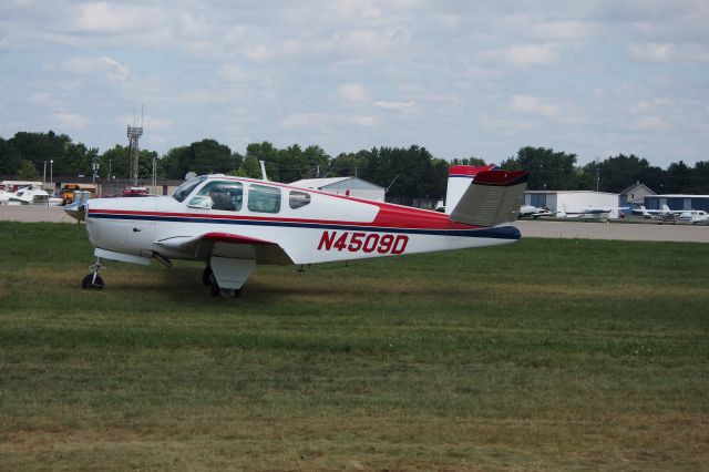 Beechcraft 35 Bonanza (N4509D)