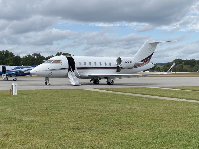 Canadair Challenger (N241QS) - Date Taken: September 28, 2023