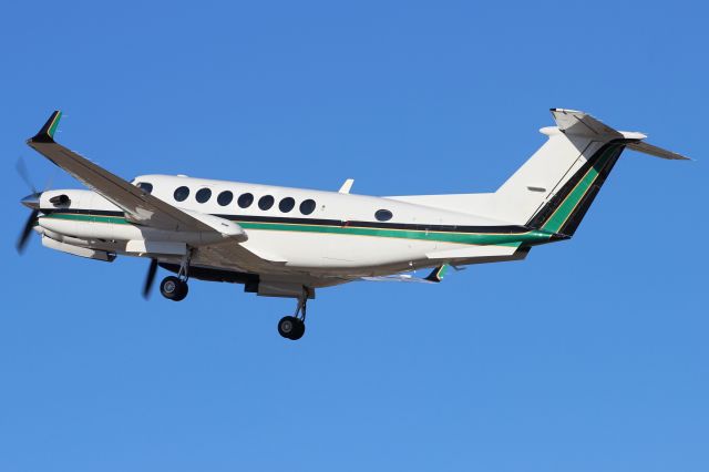 Beechcraft Super King Air 350 (N4YS)