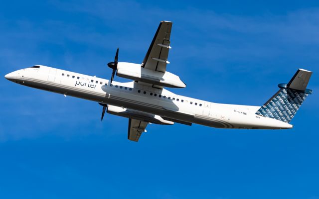 de Havilland Dash 8-400 (C-GKQH)