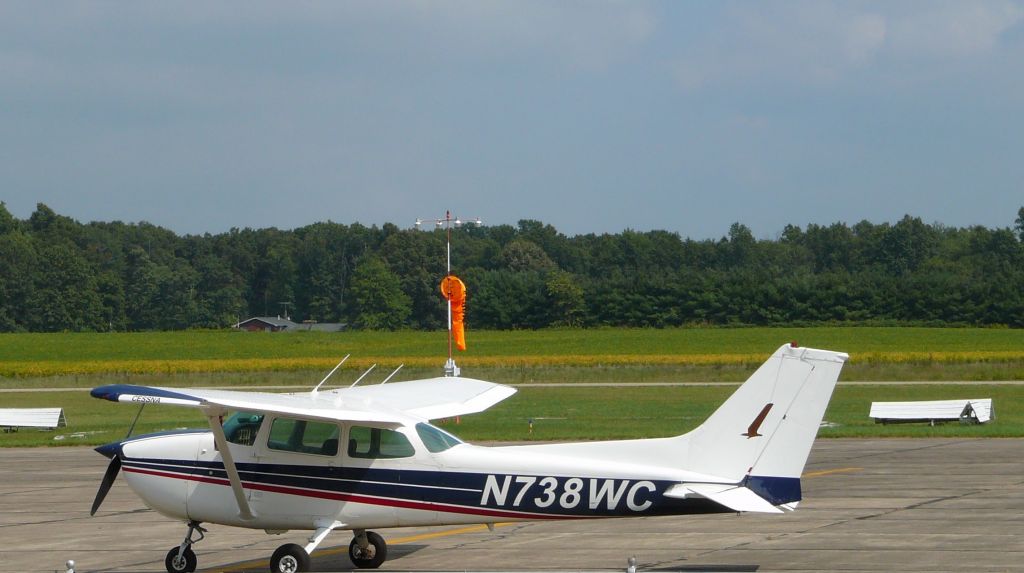 Cessna Skyhawk (N738WC) - Skyhawk