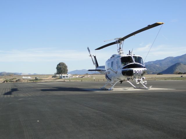 Bell UH-1V Iroquois (N205KS)