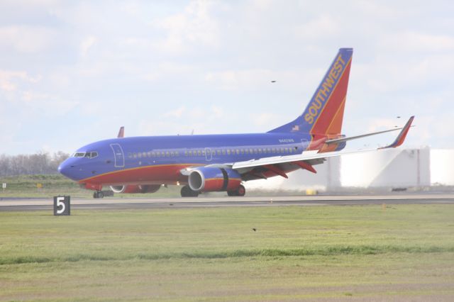 Boeing 737-700 — - A Southwest Airlines 737 landing at Sacramento Intl.