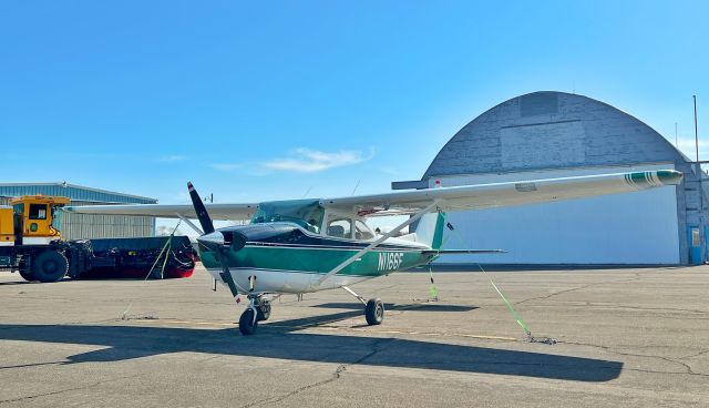 Cessna Skyhawk (N1166F) - N1166F - 1966 Cessna 172G