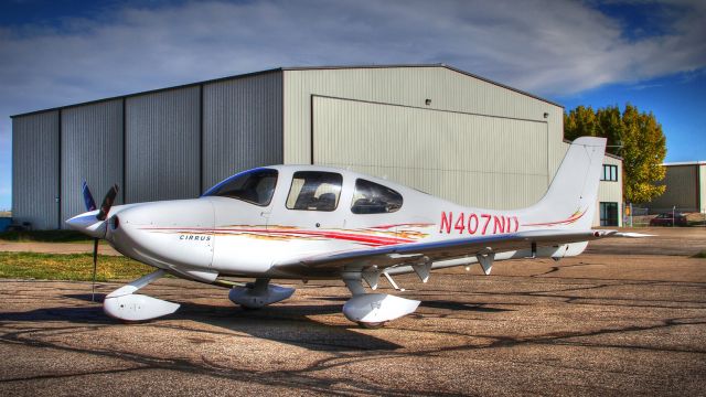 Cirrus SR-20 (N407ND)