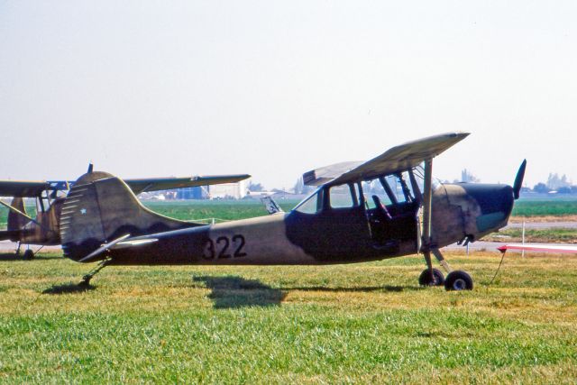 FACH322 — - BIRD DOG captado en FIDA 82.