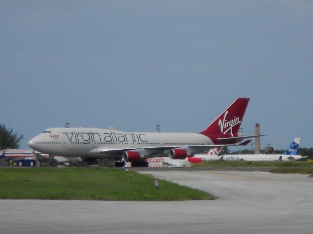 Boeing 747-200 (G-VXLG)